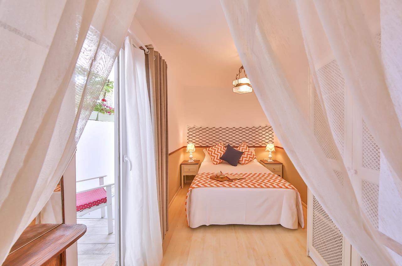 Palas Ilica Cesme Exterior photo