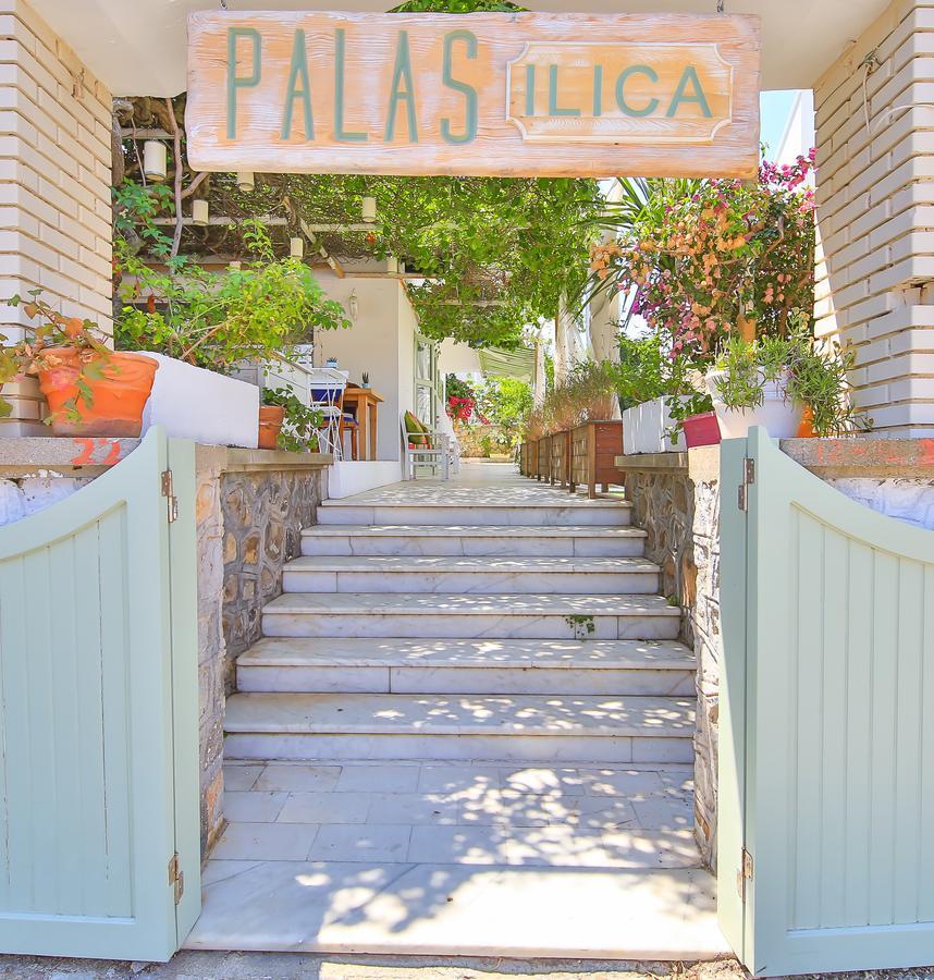 Palas Ilica Cesme Exterior photo